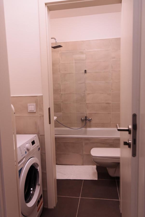 B 202, Apartments In The Heart Of The Jewish Quarter บูดาเปสต์ ภายนอก รูปภาพ